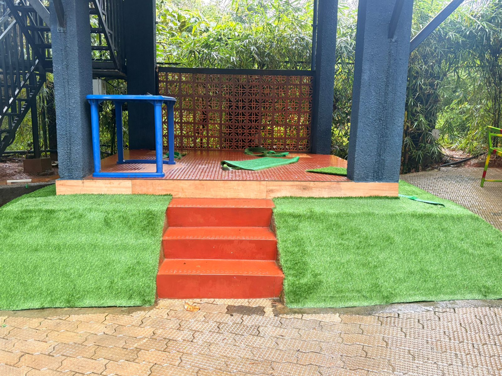 35mm high density artificial turf installation